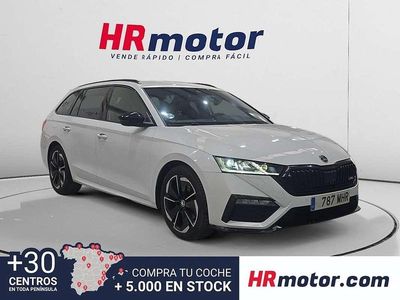 Blanco Usado 2023 Skoda Octavia RS Familiar | 26.990 € (Caro)