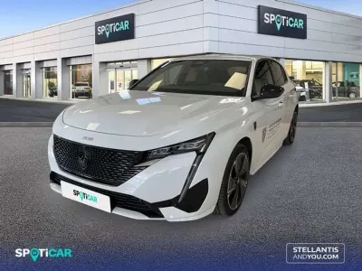 Usado Peugeot e-308 114 kW (156 CV) 2023 Blanco Utilitario