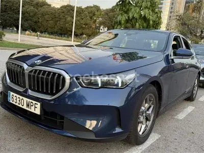 Usado BMW 520 197 CV (144 kW) 2024 Azul Berlina