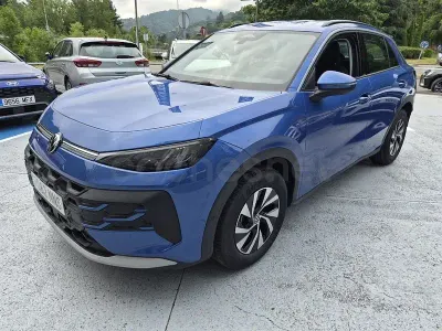 Nuevo VW T-Roc 116 CV (85 kW) 2026 Azul SUV
