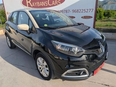 Używany Renault Captur Intens 90 KM (66 kW) 2016 Czarny SUV