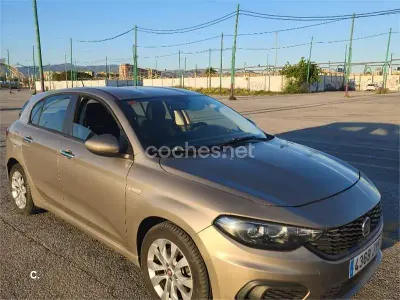 Begagnad Fiat Tipo
