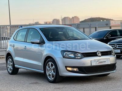 Gris / plata Usado 2010 VW Polo Advance Berlina | 5990 € (Precio justo)