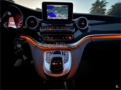 Käytetty Mercedes V250 Avantgarde 204 HP (150 kW) 2019 Musta Tila-auto