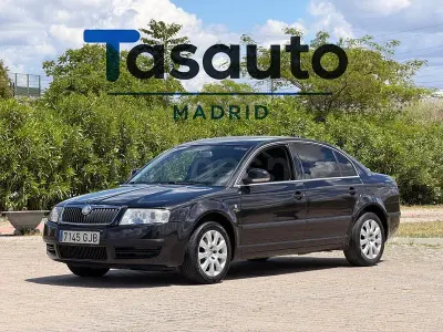 Begagnad Skoda Superb Elegance 140 HK (102 kW) 2008 Svart Sedan