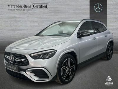 Gris / plateado Usado 2025 Mercedes GLA200 SUV | 43.600 € (Precio justo)