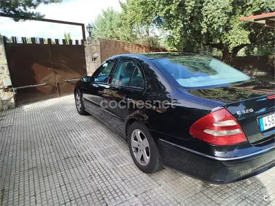 Usado Mercedes E320