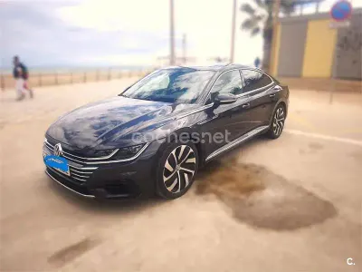 Usado VW Arteon R-line 150 CV (110 kW) 2017 Negro Utilitario
