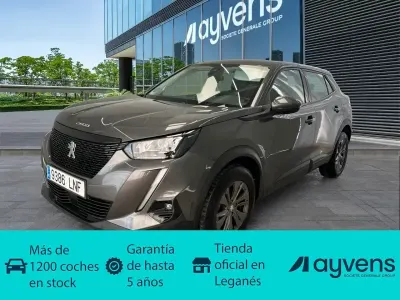 Usado Peugeot 2008 Active 110 CV (80 kW) 2021 Gris SUV