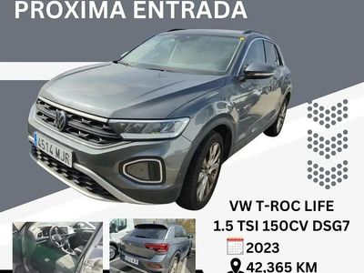 Begagnad VW T-Roc Life 150 HK (110 kW) 2023 Grå SUV