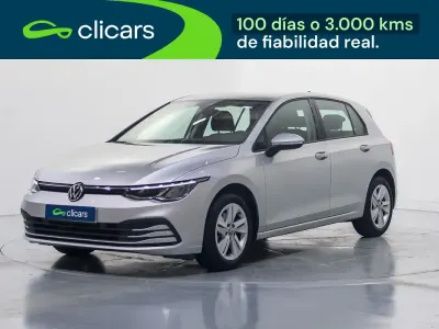 Usado VW Golf VIII 110 CV (80 kW) 2021 Gris / plata Berlina