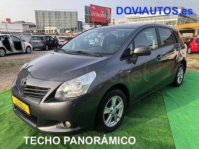 Usado Toyota Verso Active 126 CV (92 kW) 2009 Gris / plata Monovolumen