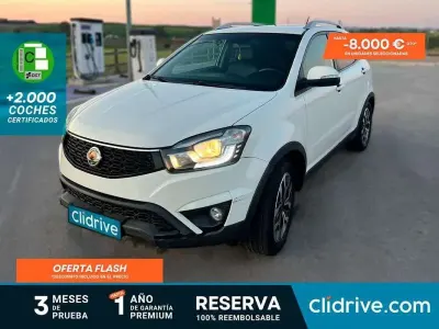 Usado SsangYong Korando Limited 178 CV (130 kW) 2016 Blanco SUV
