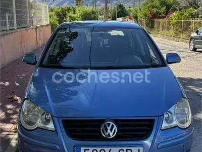 Usado VW Polo Advance 80 CV (58 kW) 2008 Azul Utilitario