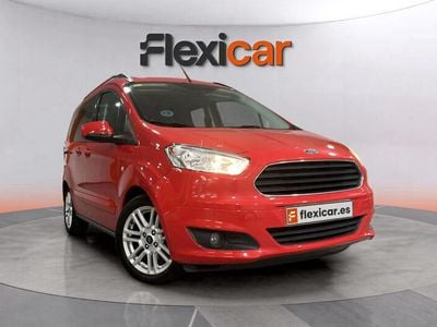 Rojo Usado 2018 Ford Tourneo Courier Ambiente Monovolumen | 8490 € (Precio justo)