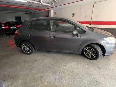 Gris Usado 2010 Toyota Auris Active Utilitario | 10.750 € (Caro)