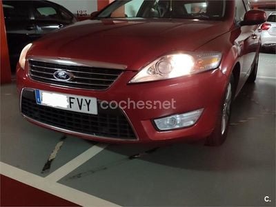 Usado Ford Mondeo Ghia 145 CV (106 kW) 2007 Rojo Berlina