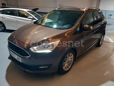 Usado Ford Grand C-Max Trend 125 CV (91 kW) 2016 Marrón Monovolumen