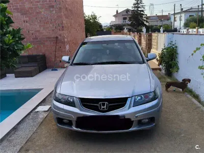 Usado Honda Accord Executive 190 CV (139 kW) 2003 Gris / plata Berlina
