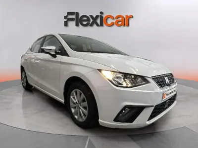 Usado Seat Ibiza Reference 90 CV (66 kW) 2019 Blanco Utilitario