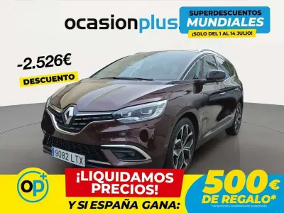 Usado Renault Grand Scénic IV Zen 140 CV (102 kW) 2021 Rojo Monovolumen