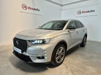 Usado DS Automobiles DS7 Crossback So Chic 130 CV (95 kW) 2021 Beige SUV