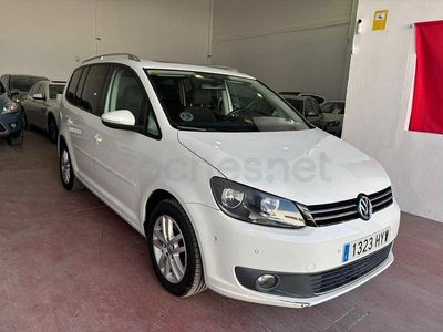 Usado VW Touran Advance 105 CV (77 kW) 2014 Blanco Monovolumen