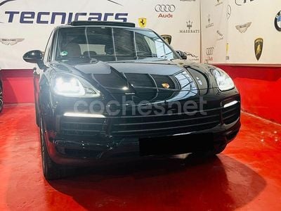 Negro Usado 2023 Porsche Cayenne Platinum Edition SUV | 79.990 € (Buen precio)