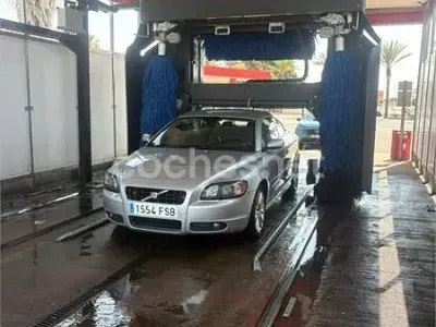 Usado Volvo C70 Momentum 180 CV (132 kW) 2007 Gris / plata Descapotable