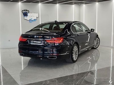 BMW 730