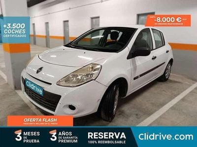 Usado Renault Clio IV Collection 75 CV (55 kW) 2013 Blanco Utilitario