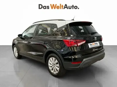 Usado Seat Arona Style 115 CV (84 kW) 2025 Negro SUV