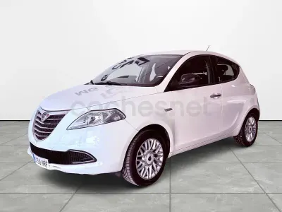 Brugt Lancia Ypsilon Gold 69 HK (50 kW) 2013 Hvid Hatchback