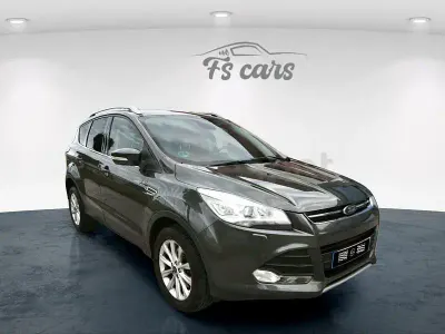 Usado Ford Kuga Titanium 120 CV (88 kW) 2016 Gris / plata SUV
