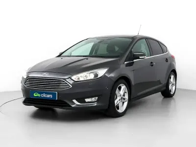 Używany Ford Focus Titanium 125 KM (91 kW) 2017 Szary Sedan/Limuzyna