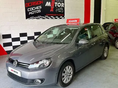 Usado VW Golf VI Advance 105 CV (77 kW) 2009 Gris / plata Utilitario