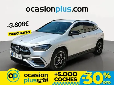 Begagnad Mercedes GLA200 150 HK (110 kW) 2024 Grå SUV