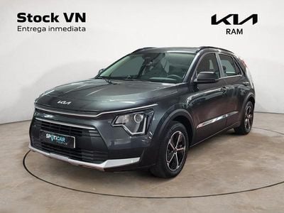 Nuevo Kia Niro 139 CV (102 kW) 2026 Interestellar grey SUV