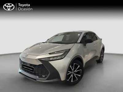 Usado Toyota C-HR Advance 140 CV (102 kW) 2025 Gris SUV