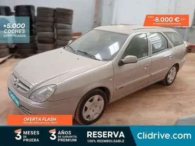 Usado Citroën Xsara 90 CV (66 kW) 2005 Gris Familiar