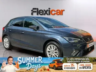 Usado Seat Ibiza XCELLENCE 115 CV (84 kW) 2025 Gris Utilitario