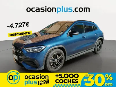 Käytetty Mercedes GLA180 136 HP (100 kW) 2023 Sininen Katumaasturi