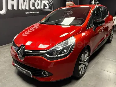 Usado Renault Clio IV 90 CV (66 kW) 2014 Naranja Berlina