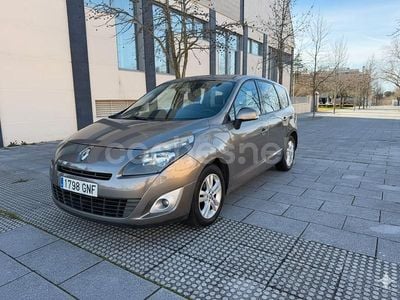 Marrón Usado 2009 Renault Grand Scénic III Dynamique Monovolumen | 5400 € (Precio justo)
