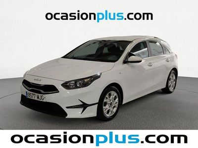 Blanco Usado 2023 Kia Ceed Utilitario | 13.769 € (Buen precio)