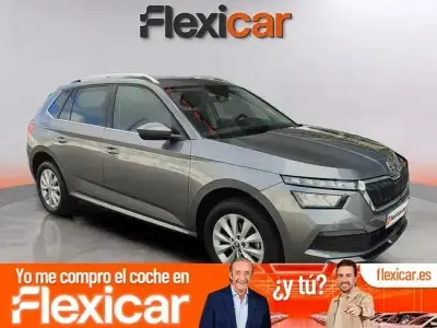 Usado Skoda Kamiq Ambition 110 CV (80 kW) 2020 Gris SUV