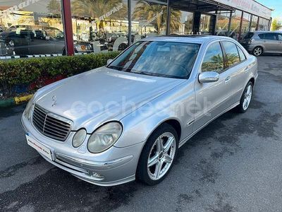 Mercedes E320