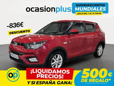 Usado SsangYong Tivoli 115 CV (84 kW) 2018 Rojo SUV
