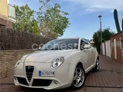 Usado Alfa Romeo MiTo Progression 95 CV (69 kW) 2010 Beige Utilitario