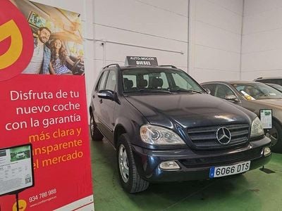 Usado Mercedes ML320 163 CV (119 kW) 2003 Azul SUV